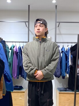 「XLARGE（エクストララージ）のHALF ZIP PIPING JACKET（ブルゾン、グリーン系）」を使った、宮田和正さん（メンズ・165cm）の秋コーディネート