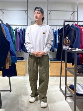 「XLARGE（エクストララージ）のSOUNDS CREWNECK SWEAT（スウェット、グレー系）」を使った、宮田和正さん（メンズ・165cm）の秋コーディネート