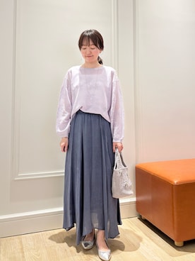 「NOLLEY’S（ノーリーズ）のシアーデニムパネルフレアスカート（スカート、ブルー系）」を使った、KATAYAMAさん（レディース・156cm）の春コーディネート