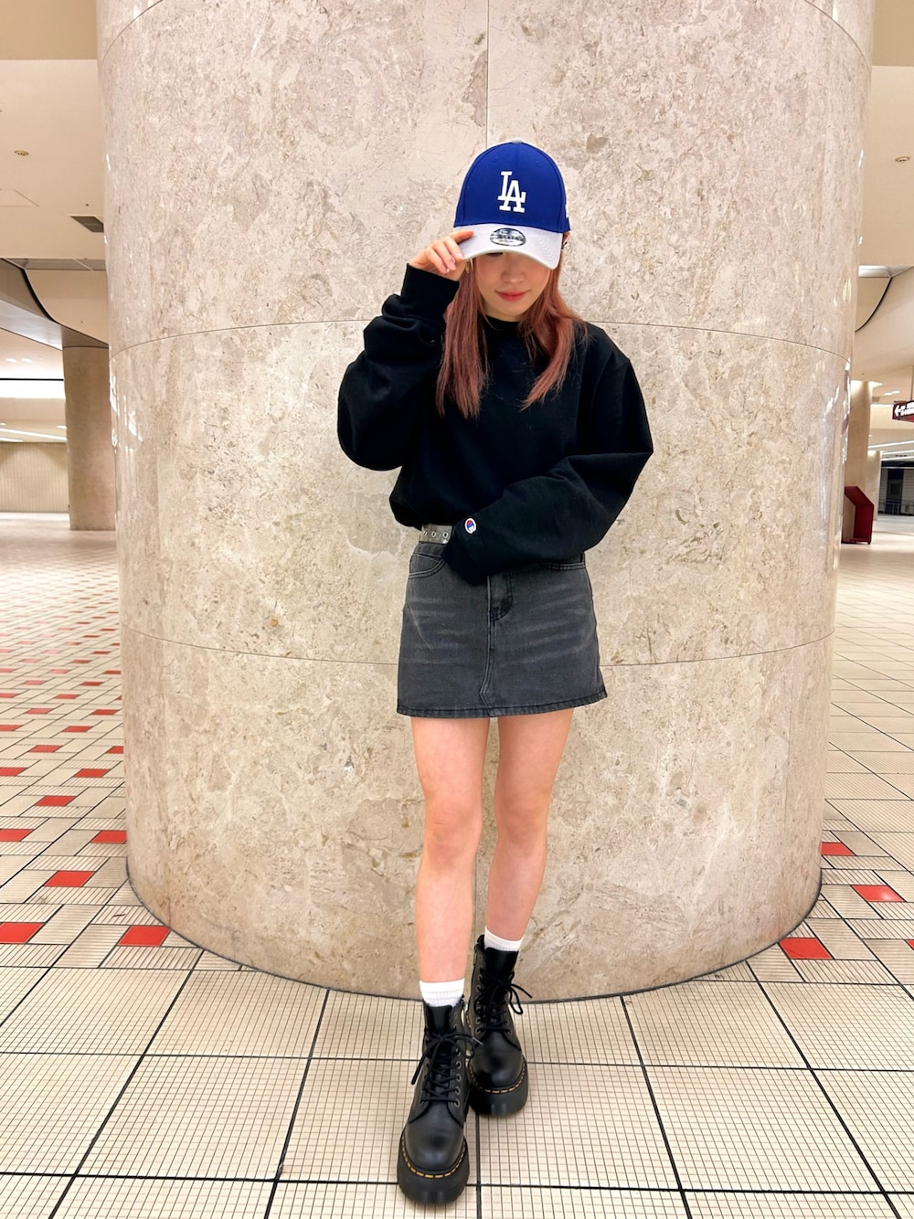 「OVERRIDE 、OVERRIDE金沢、NEWERA、ニューエラ、キャップ、キャップコーデ、ツートーン、ブルー、ストリート、ストリートコーデ」｜「NEW ERAのNEW ERA  940VS MLB 2TONE WLABEL / ニューエラ（キャップ、ブルー系）」を使った、ひかるさん（レディース・153cm）の秋コーディネートの1枚目の写真