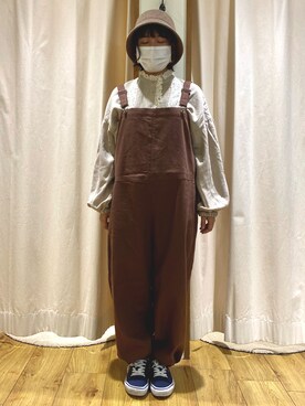 「サマンサモスモス」｜「アイテム（サロペット/オーバーオール）」を使った、おすずさん（レディース・151cm）の秋コーディネート