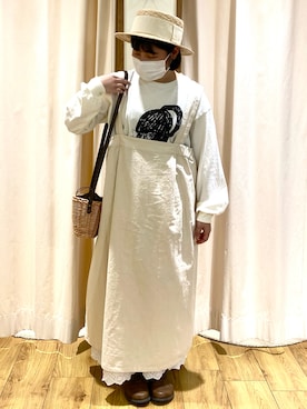 「カンカン帽」｜「アイテム（ジャンパースカート）」を使った、おすずさん（レディース・151cm）の春コーディネート