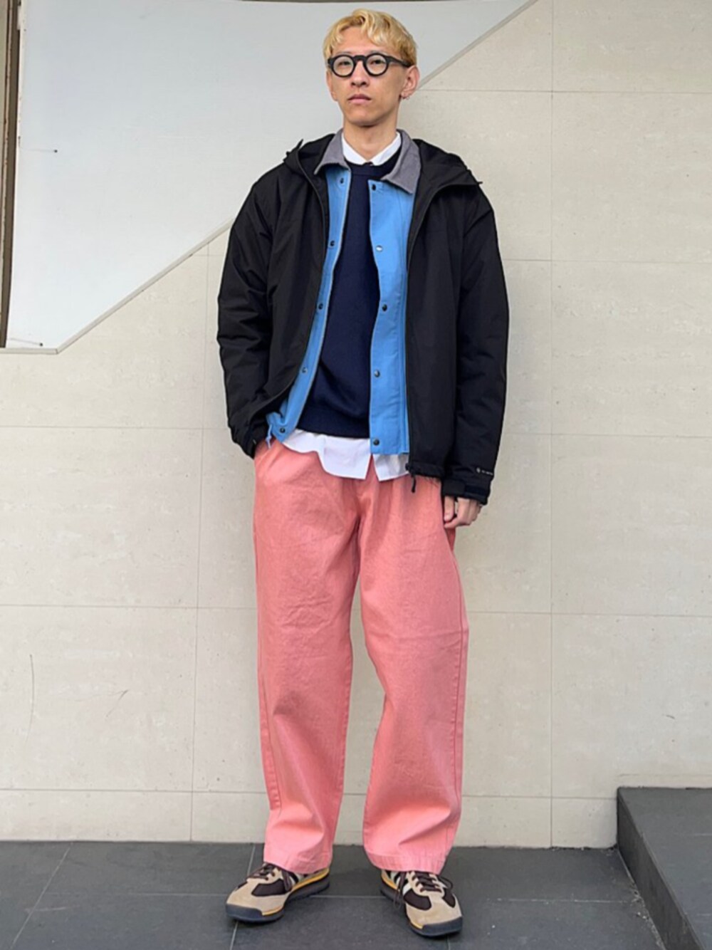 adidas: SL 72 RS スニーカーを使った人気ファッション