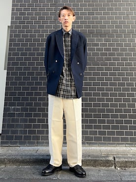 「SHIPS any（シップス エニィ）のアイテム（チノパンツ）」を使った、徳山さん（メンズ・177cm）の春コーディネート