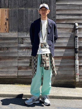「アイテム（スマホグッズ）」を使った、徳山さん（メンズ・177cm）の秋コーディネート
