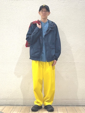 「アイテム（マウンテンパーカー）」を使った、徳山さん（メンズ・177cm）の秋コーディネート