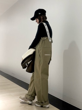 「Dickies（ディッキーズ）のアイテム（オールインワン・サロペット）」を使った、mihotakematsuさん（レディース・156cm）の冬コーディネート
