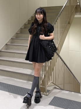 「jouetie（ジュエティ）のスニーカーソールハトメリボンシューズ（パンプス、ブラック系）」を使った、KANONさん（レディース・158cm）の夏コーディネート