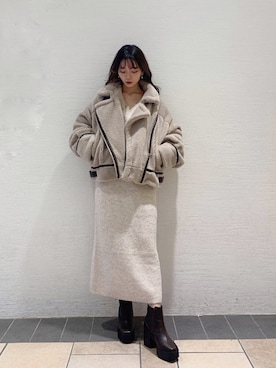 「Vネック」｜「アイテム（ブルゾン）」を使った、mikako さん（レディース・153cm）の秋コーディネート