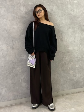 「アイテム（ローファー、シルバー系）」を使った、kasumiさん（レディース・156cm）の秋コーディネート