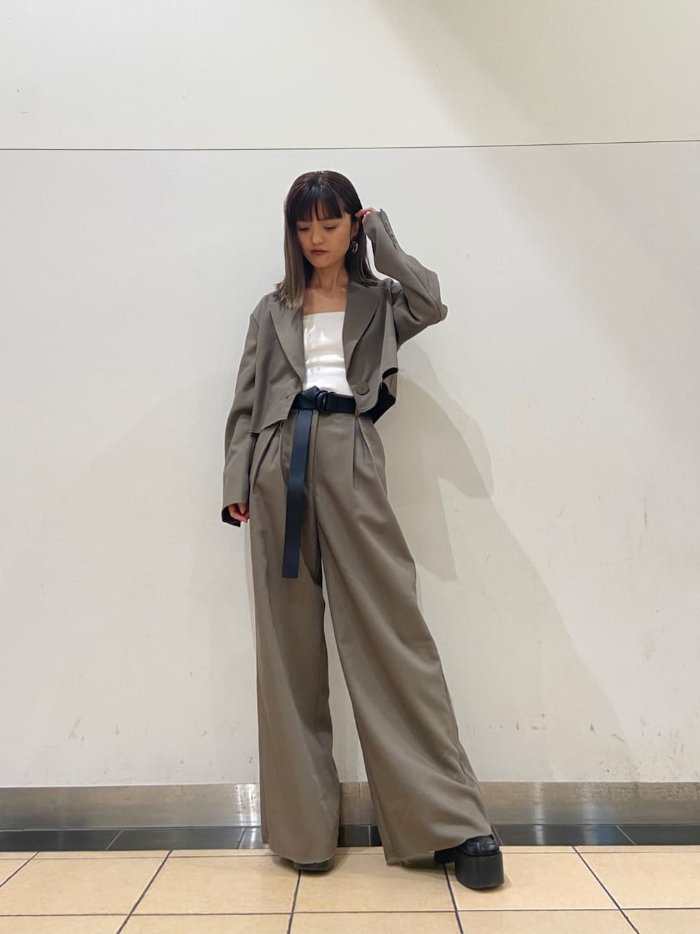 2022.02.23 UP｜エモダ（EMODA）、kasumi、22063851｜RUNWAY