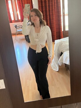 「アイテム（その他アウター、ホワイト系）」を使った、victorineさん（レディース・160cm）の秋コーディネート