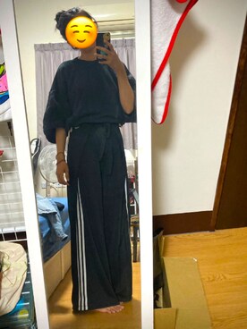「adidas（アディダス）のアイテム（ジャージ、ブラック系）」を使った、Yanさん（レディース・162cm）の秋コーディネート