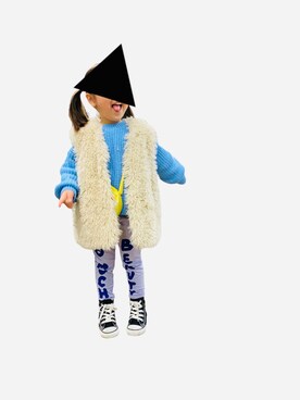 「アイテム（ベスト、ホワイト系）」を使った、sheさん（キッズ・100cm）の冬コーディネート