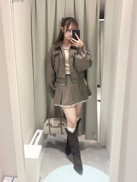 「OLIVE des OLIVE（オリーブデオリーブ）の裾レイヤードプリーツミニスカート（スカート）」を使った、yuukaさん（レディース・156cm）の秋コーディネート