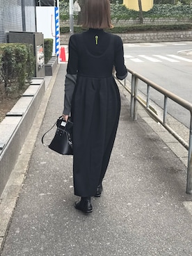 「大人カジュアルコーデ」｜「アイテム（ジャンパースカート）」を使った、MATSUNAKOさん（レディース・162cm）の春コーディネート