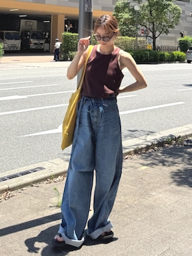 「アイテム（タンクトップ）」を使った、辻岡雅さん（レディース・148cm）の夏コーディネート
