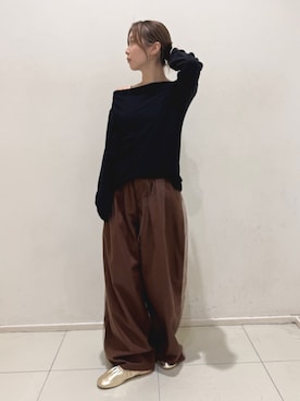 「アイテム（その他シューズ）」を使った、辻岡雅さん（レディース・148cm）の夏コーディネート