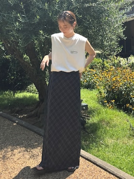 「アイテム（タンクトップ）」を使った、辻岡雅さん（レディース・148cm）の夏コーディネート
