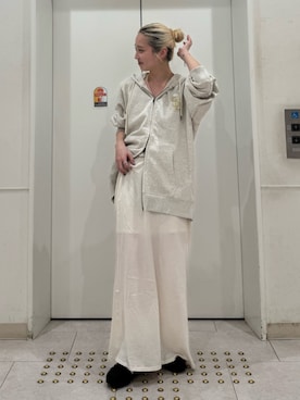 「Ungrid（アングリッド）のアイテム（スカート）」を使った、辻岡雅さん（レディース・148cm）の春コーディネート