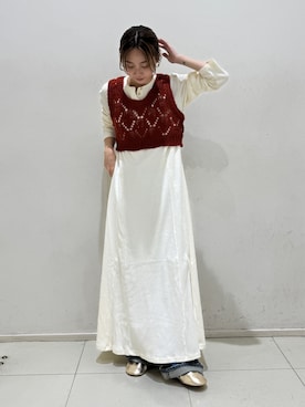 「アイテム（その他シューズ）」を使った、辻岡雅さん（レディース・148cm）の夏コーディネート