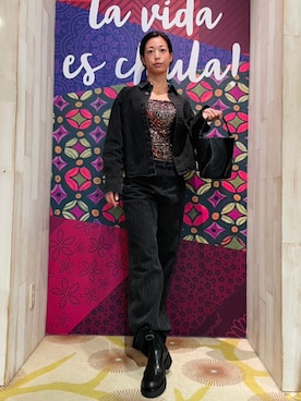 「アイテム（チューブトップ）」を使った、Desigual 沖縄 STAFFさん（レディース・160cm）の秋コーディネート