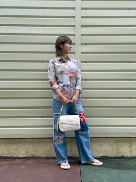 「Desigual（デシグアル）のアイテム」を使った、Desigual 沖縄 STAFFさん（レディース・160cm）の夏コーディネート