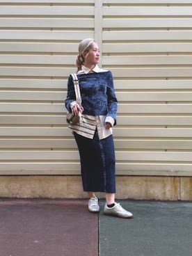 「Desigual（デシグアル）のボートネックセーター（ニット/セーター、ブルー系）」を使った、Desigual 沖縄 STAFFさん（レディース・160cm）の春コーディネート
