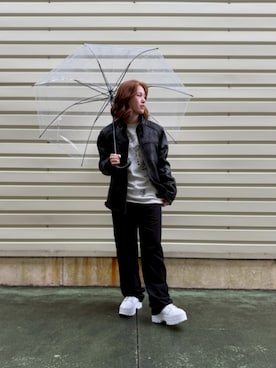 「フェイクレザー」｜Desigual 沖縄 STAFFさん（レディース・160cm）の冬コーディネート