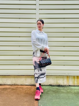 「Desigual（デシグアル）のアイテム」を使った、Desigual 沖縄 STAFFさん（レディース・160cm）の冬コーディネート