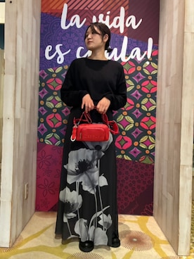 「アイテム（ボディバッグ/ウエストポーチ）」を使った、Desigual 沖縄 STAFFさん（レディース・160cm）の秋コーディネート