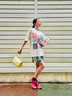 「Desigual（デシグアル）のアイテム」を使った、Desigual 沖縄 STAFFさん（レディース・160cm）の冬コーディネート