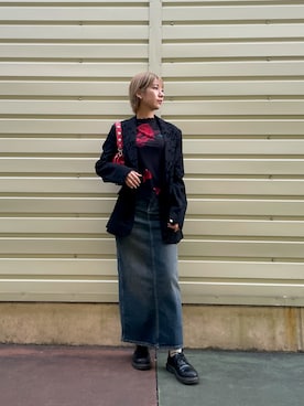 「Desigual（デシグアル）のアイテム（デニムスカート、ブルー系）」を使った、Desigual 沖縄 STAFFさん（レディース・160cm）の春コーディネート