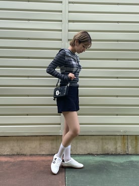 「アイテム（ボディバッグ/ウエストポーチ）」を使った、Desigual 沖縄 STAFFさん（レディース・160cm）の秋コーディネート