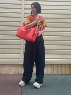 「Desigual（デシグアル）のアイテム（パンツ）」を使った、Desigual 沖縄 STAFFさん（レディース・160cm）の夏コーディネート