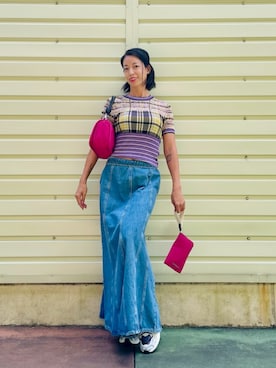 「アイテム（ボディバッグ/ウエストポーチ、レッド系）」を使った、Desigual 沖縄 STAFFさん（レディース・160cm）の秋コーディネート