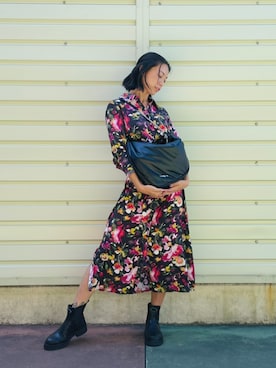「ロングドレス」｜Desigual 沖縄 STAFFさん（レディース・160cm）の秋コーディネート