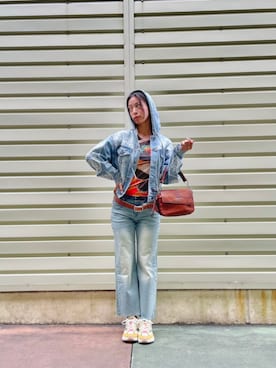 「Desigual（デシグアル）のスプラッシュデニム フーデッドジャケット ライトブルー（デニムジャケット、ブルー系）」を使った、Desigual 沖縄 STAFFさん（レディース・160cm）の春コーディネート