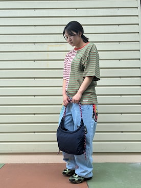 「Desigual（デシグアル）のアイテム」を使った、Desigual 沖縄 STAFFさん（レディース・160cm）の夏コーディネート