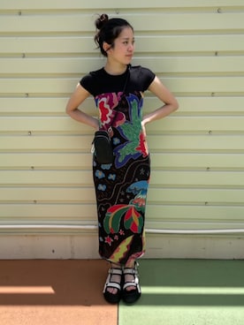 「アイテム（財布）」を使った、Desigual 沖縄 STAFFさん（レディース・160cm）の夏コーディネート