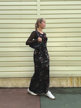 「Desigual（デシグアル）のフローラル ワンピースロングスリーブ 結婚式 二次会 フォーマル（ワンピース、ブラック系）」を使った、Desigual 沖縄 STAFFさん（レディース・160cm）の夏コーディネート