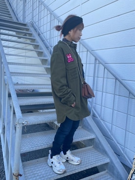 「アイテム（ボディバッグ/ウエストポーチ、ブラウン系）」を使った、Desigual 沖縄 STAFFさん（レディース・147cm）の秋コーディネート