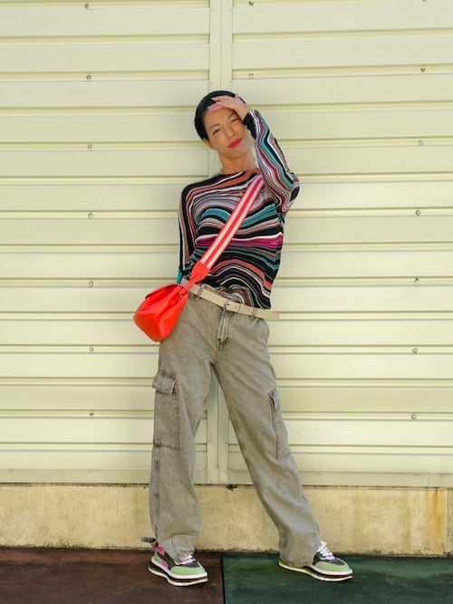 Desigual（デシグアル） ニット セーター 波状ストライプの長袖