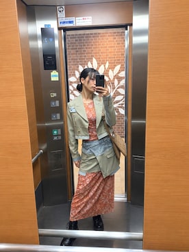 「Desigual（デシグアル）のペイズリーグラデーション ノースリーブミディドレス 結婚式 二次会 フォーマル（ワンピース、ブラウン系）」を使った、Desigual 沖縄 STAFFさん（レディース・160cm）の秋コーディネート