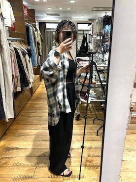「LOWRYS FARM（ローリーズファーム）のカットイージーカーブパンツ 292362（スウェットパンツ、ブラック系）」を使った、ミノさんさん（レディース・154cm）の夏コーディネート