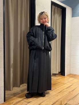 「アイテム（ブルゾン、グレー系）」を使った、ミノさんさん（レディース・154cm）の秋コーディネート