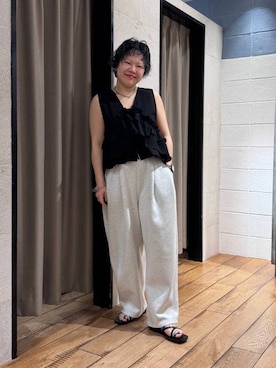 「LOWRYS FARM（ローリーズファーム）のカットイージーカーブパンツ 292362（スウェットパンツ、グレー系）」を使った、ミノさんさん（レディース・154cm）の夏コーディネート