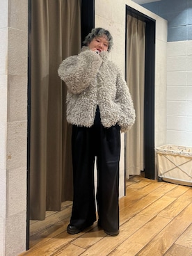 「アイテム（ブルゾン、グレー系）」を使った、ミノさんさん（レディース・154cm）の冬コーディネート