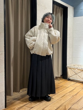 「アイテム（その他アウター、ホワイト系）」を使った、ミノさんさん（レディース・154cm）の冬コーディネート