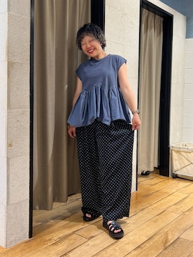 「LOWRYS FARM（ローリーズファーム）のドッキングペプラムノースリーブ　1032148（Tシャツ/カットソー、ブルー系）」を使った、ミノさんさん（レディース・154cm）の夏コーディネート